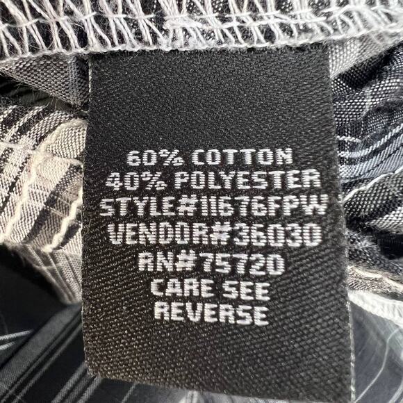 BKE Button Down Shirt Men's Size L Black White Plaid Athletic Fit Western - Picture 14 of 14